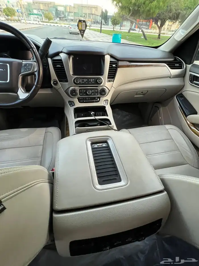 جي ام سي يوكن دينالي موديل 2017 فل قصير متاح اقساط 25