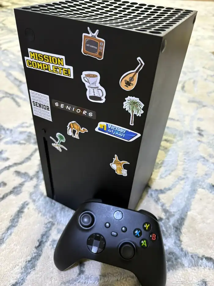 اكس بوكس مع يد ثنتين مجانا  وسلك شاحن وبطاريات اليد 0