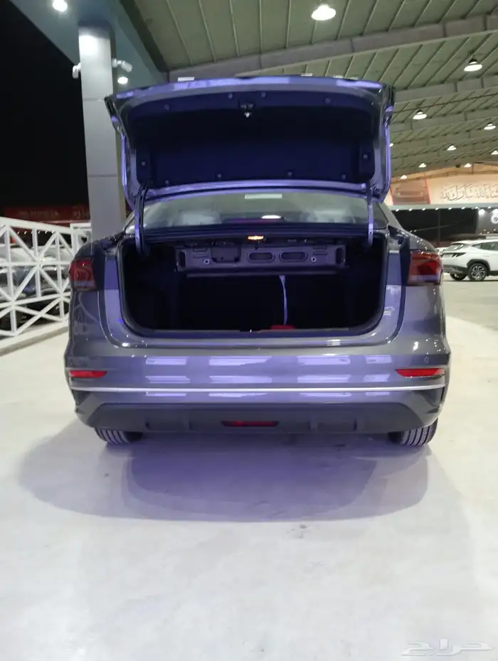 جيلي ام جراند نص فل 2026 GS. كاش دفعتين اقساط 7