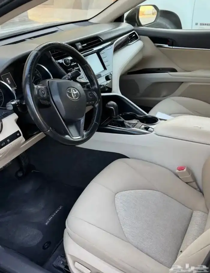 كامري GLX 2018 فل كامل باسمي وكالة 4