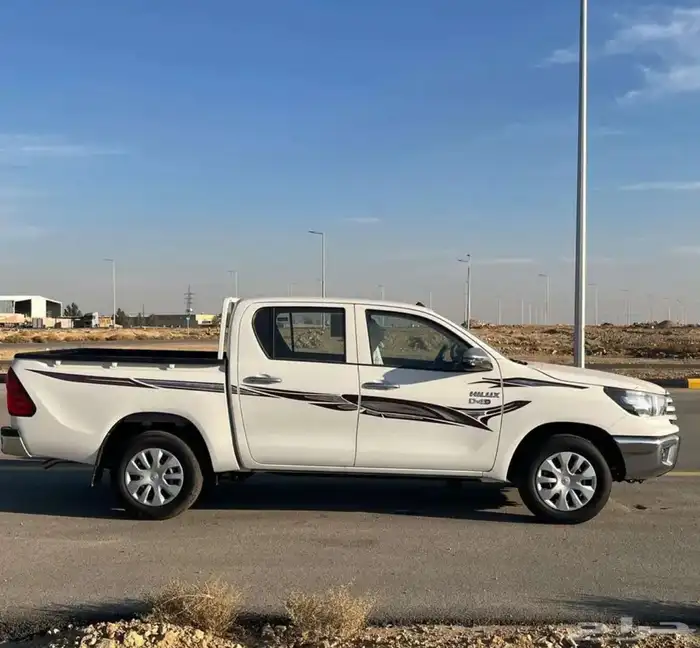 هايلوكس GL 2025 6