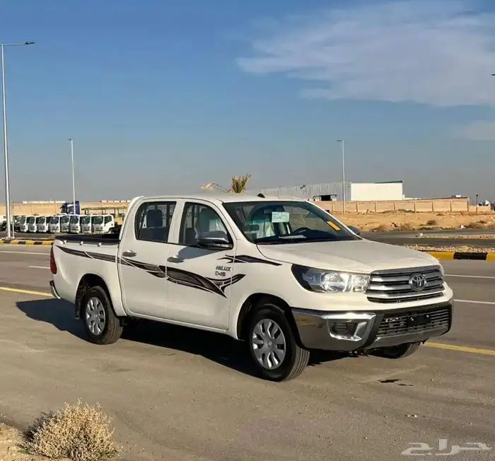 هايلوكس GL 2025 2