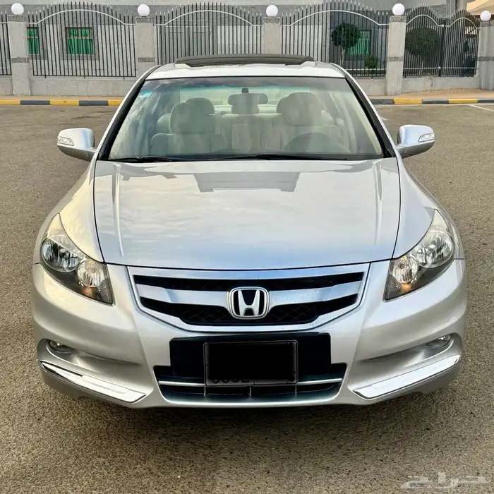 اكورد 2012 ( لمتد - فضي ) 2