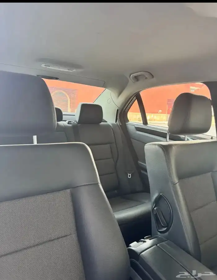 مرسيدس E200 2011 ماتور 1.8L تيربو اللون اسود الممشى 150 الف 8