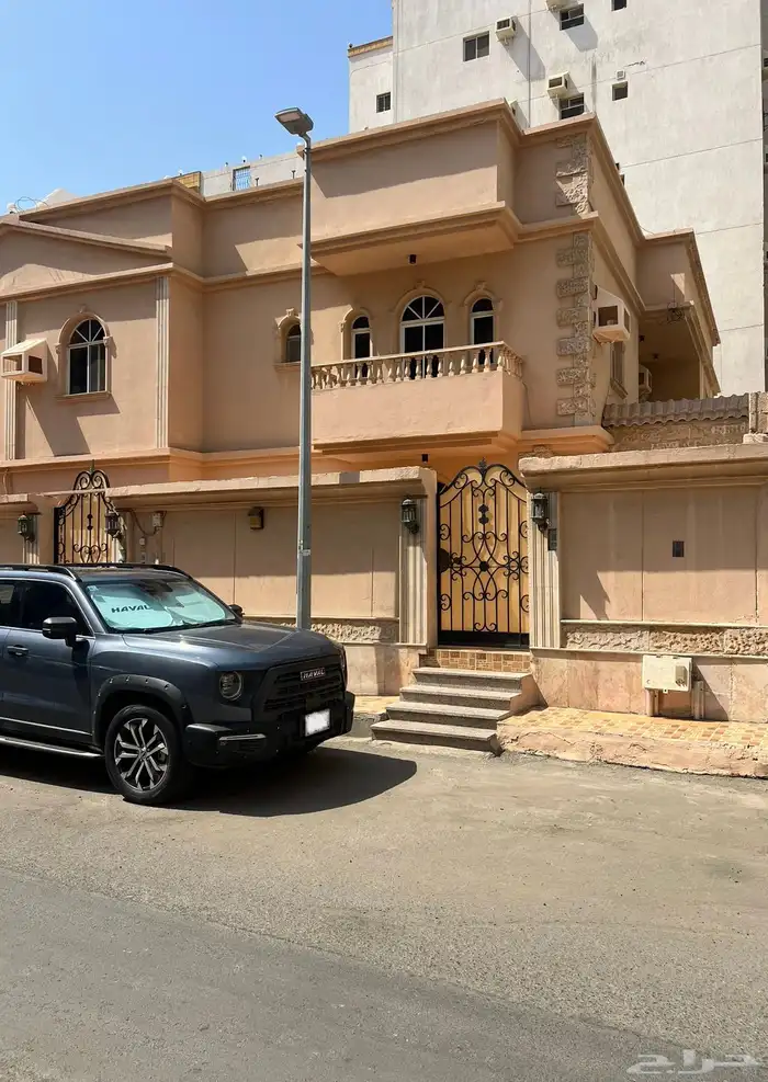 فيلا دوبلكس للإيجار بحي الزهراء بجدة 0