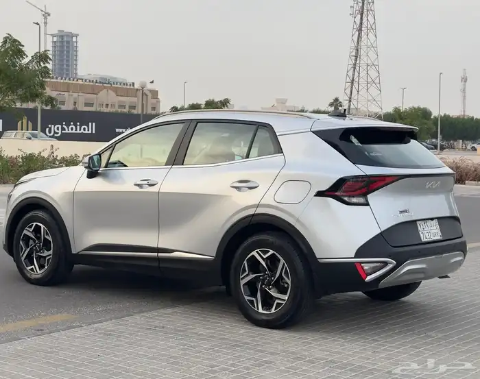 سبورتاج نص فل 2023 عداد 28 الف 10