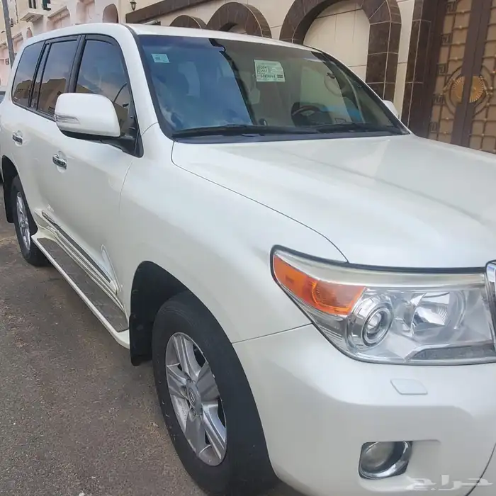 لاندكلروزر GX.R 3