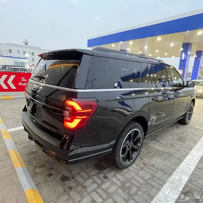 Expedition Stealth Performance edition Max 8