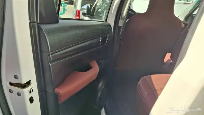 تويوتا هايلكس 2023 GL2 مستعملة مفحوصة مضمونة مصينة 6