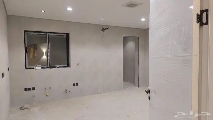 للإيجار فله دوبلكس بمساحه كبيره 600 1