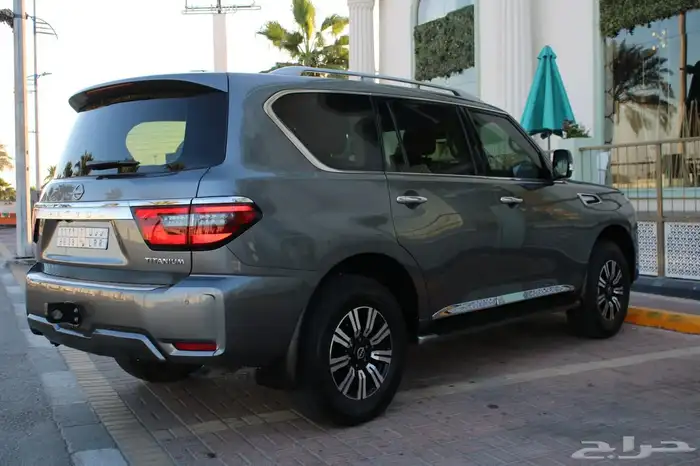 نيسان باترول تيتانيوم 12