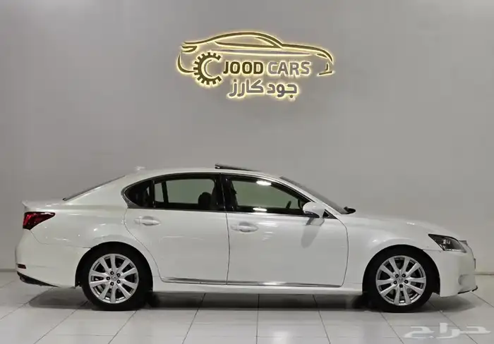 لكزس GS350 موديل 2015 بحالة الوكالة 1