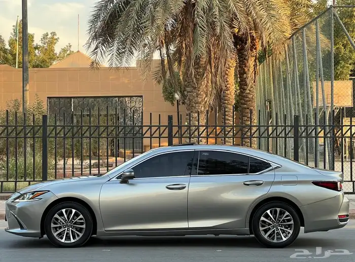 لكزس - ES250 - 2022 2