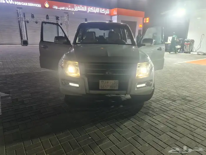 باجيرو 2017 بحاله ممتازه ممشي 370 0