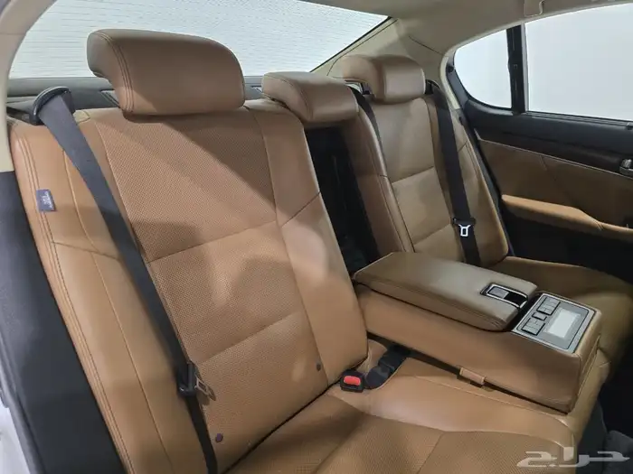 لكزس GS350 موديل 2015 بحالة الوكالة 8