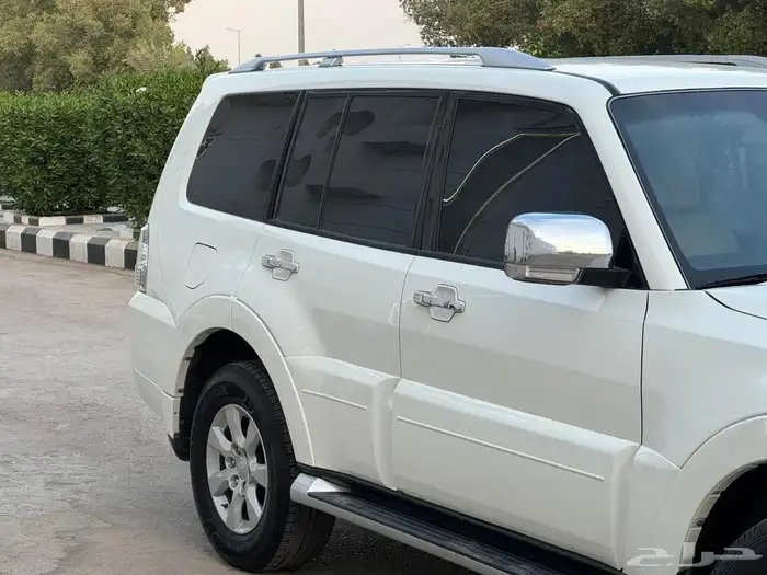 ميتسوبيشي باجيرو 2022 5