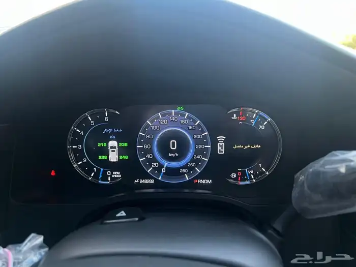 كاديلاك اسكاليد 2016 (بحالة ممتازة) 12