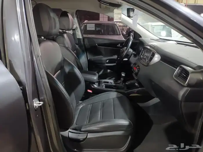 كيا سورنتو رصاصي 2020 ديزل بطاقة جمركية وارد كوريا 8