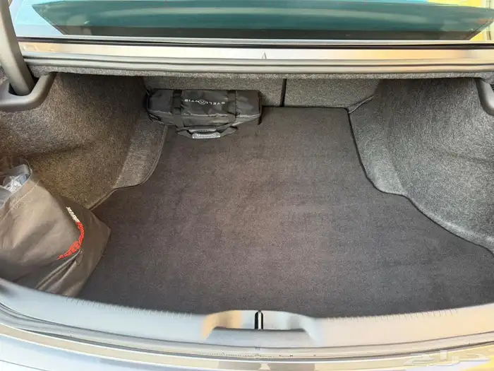 كرايسلر 300 لاكجري (منوه المستخدم ) ما شاءالله 15