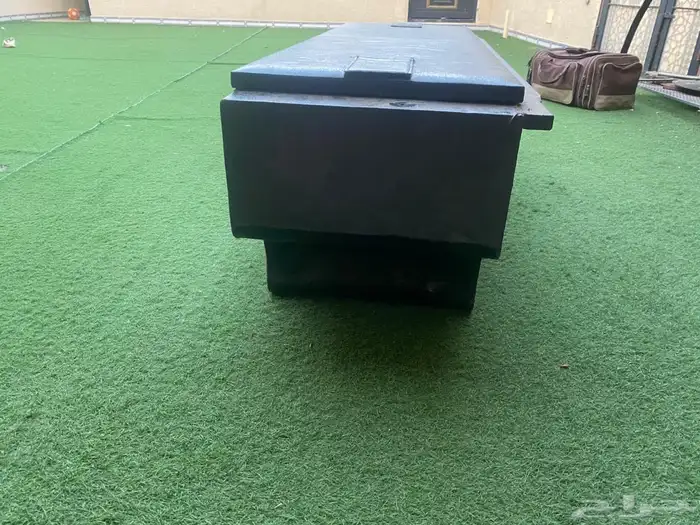 صندوق عزبة مع تانكي 0