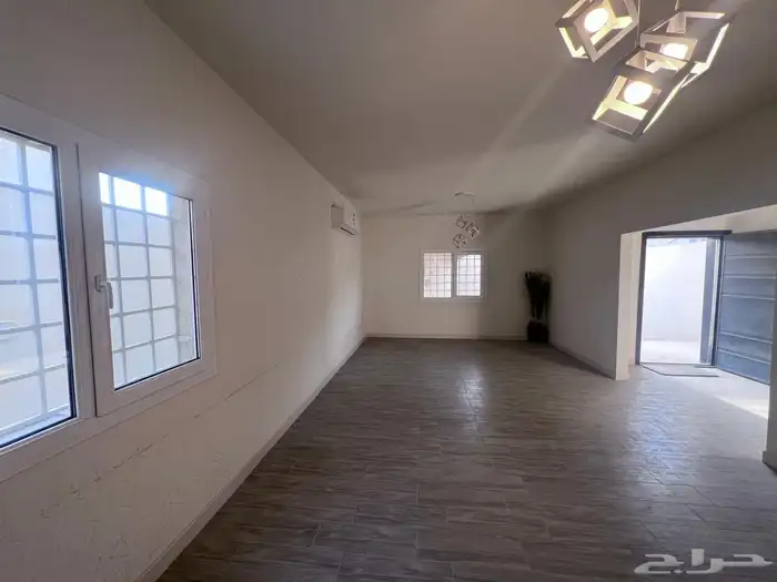 للايجار فلة في ضاحية خزام بجانب المطار 2