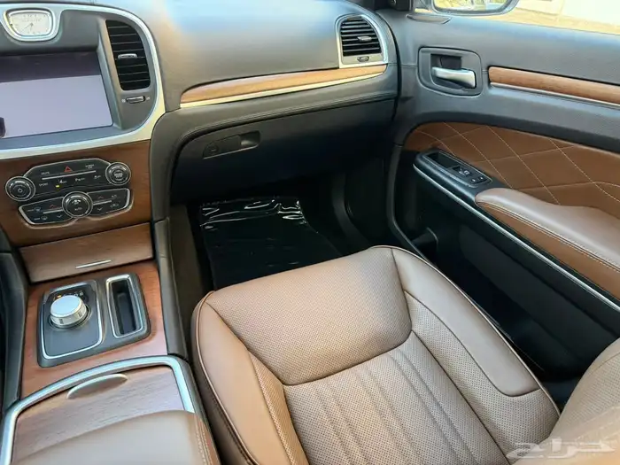 كرايسلر 300 لاكجري (منوه المستخدم ) ما شاءالله 14