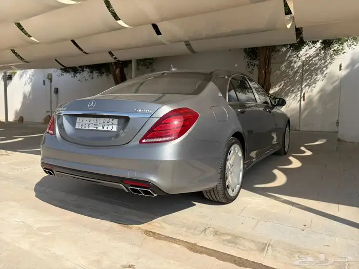 مرسيدس S600 2015 2