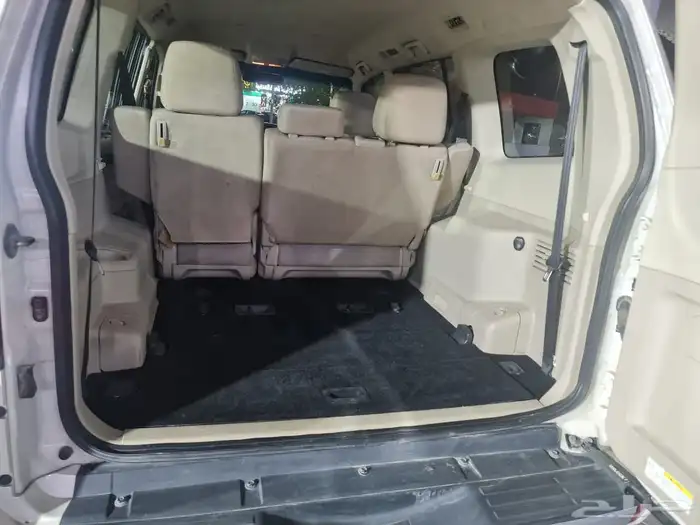 باجيرو 2017 بحاله ممتازه ممشي 370 2