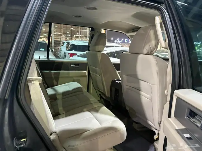 فورد اكسبيديشن 2014 10