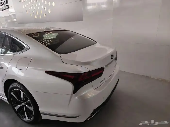 لكزس LS350 فئةAA خليجي 2025 (289900)عروض نهاية العام 1