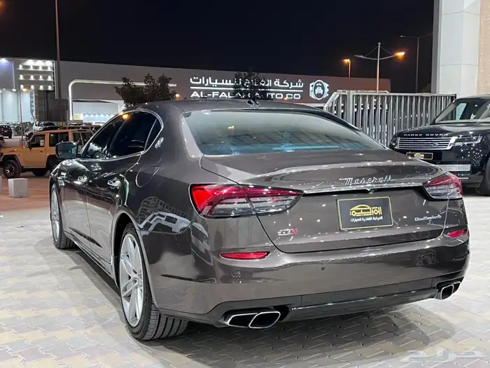 مازيراتي كواتربورتي GTS موديل 2014 4