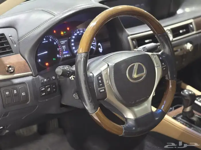 لكزس GS350 موديل 2015 بحالة الوكالة 15