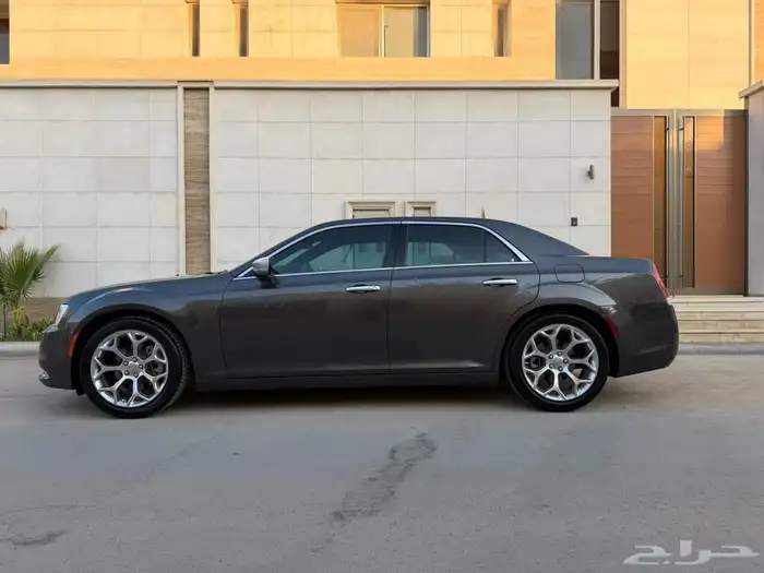 كرايسلر 300 لاكجري (منوه المستخدم ) ما شاءالله 0