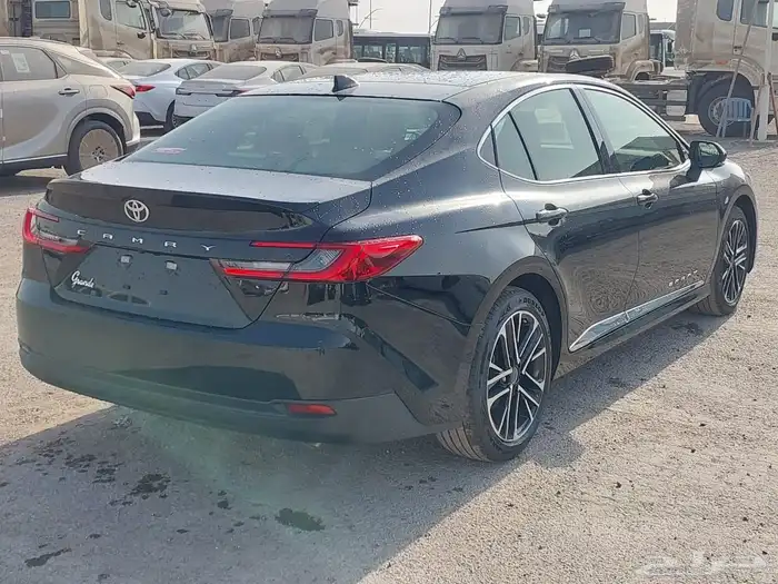 كامري لومير هايبرد 2025 سعودي 4