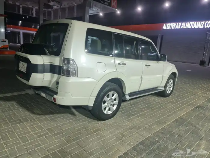 باجيرو 2017 بحاله ممتازه ممشي 370 6