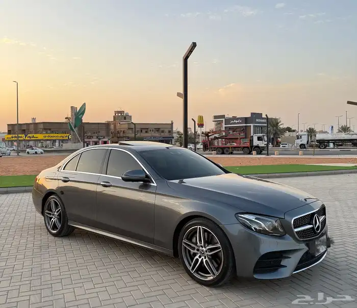 لمحبين النظافه مرسيدس كت E300 AMG موديل 2019 ... 0