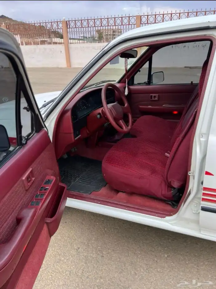 هايلكس 97 مخزن ماشي 36 فقط 5