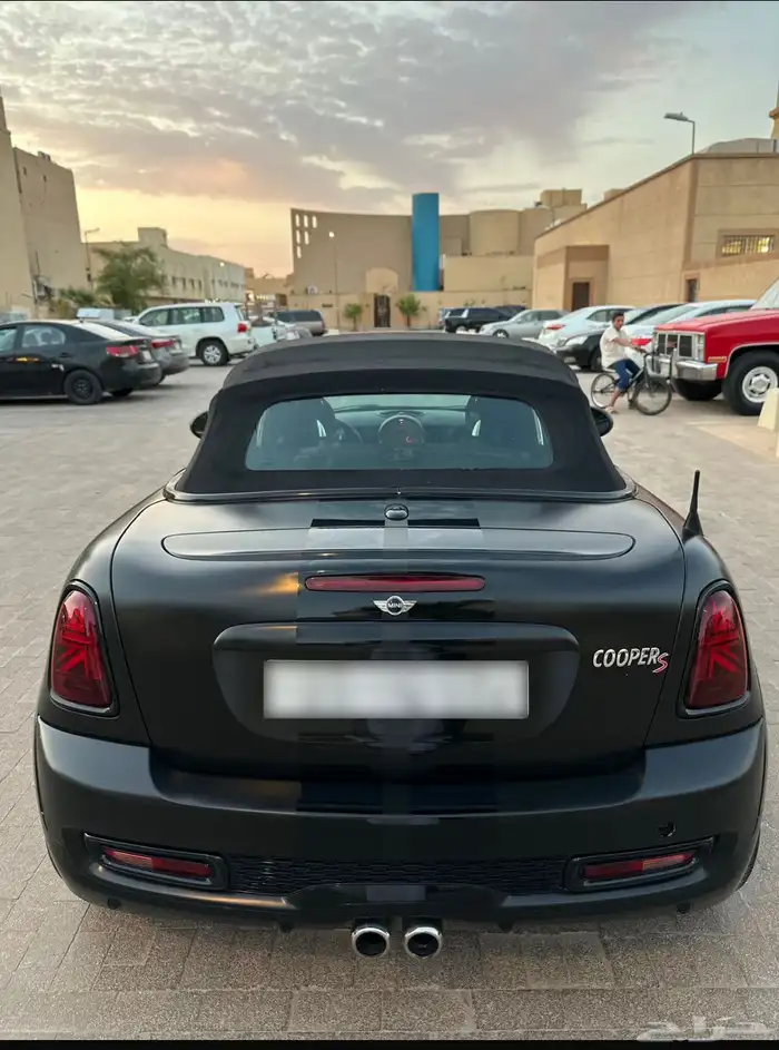 ميني كوبر نادرة الشكل  كشف ممشى قليل 2
