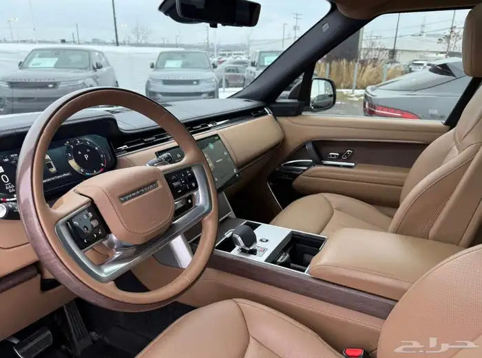 للبيع رانج روفر فوج 7 ركاب موديل 2025 فل الفل وارد كندا 10