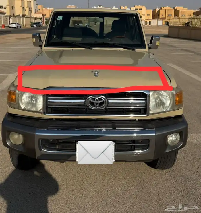 للبيع جيب ربع 2010 بيج 4