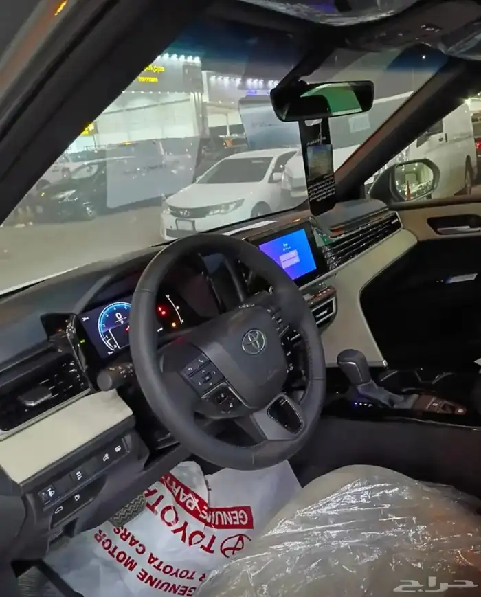 كامري بنزين لوحات سعودي 2025 LE لون تتانيوم 3