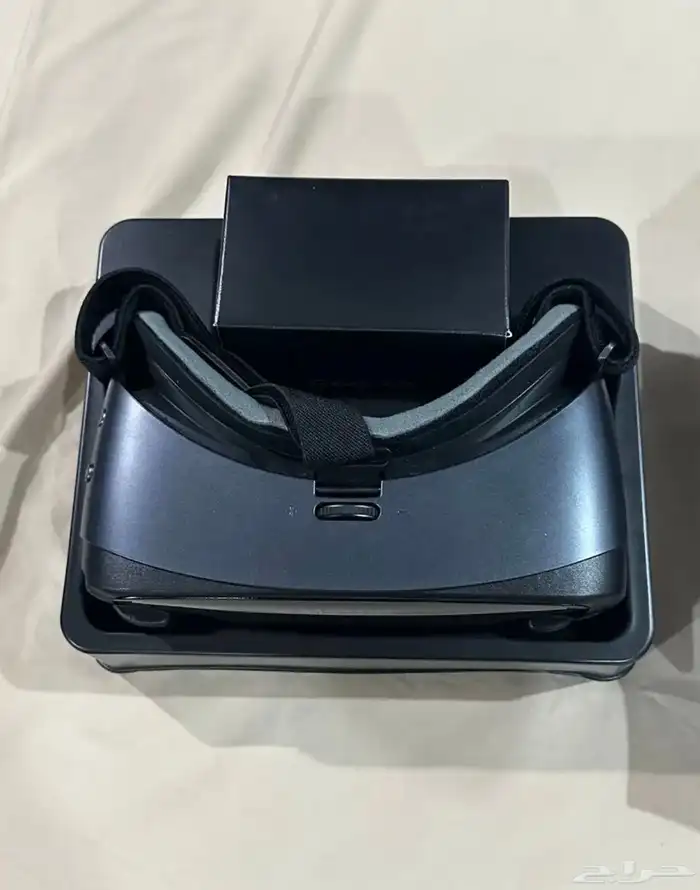 GEAR VR with controller نظارة 0