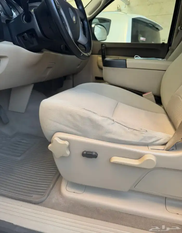 للبيع شفروليه من نوع بكب سلفرادو فل كامل موديل 2012 دبل 15