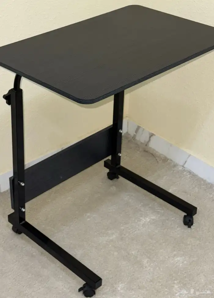 للبيع استاند تعليق ملابس ومنظم من ايكيا  طاولة صغيرة متحركه 10