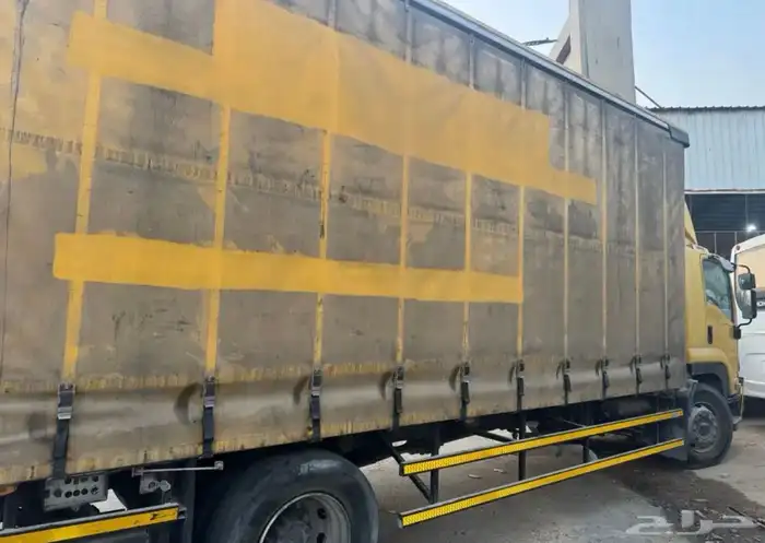 لوري ايسوزو 3