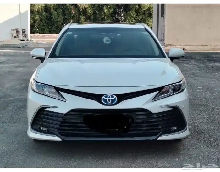 Toyota Camry GLE Hybrid 2023 0