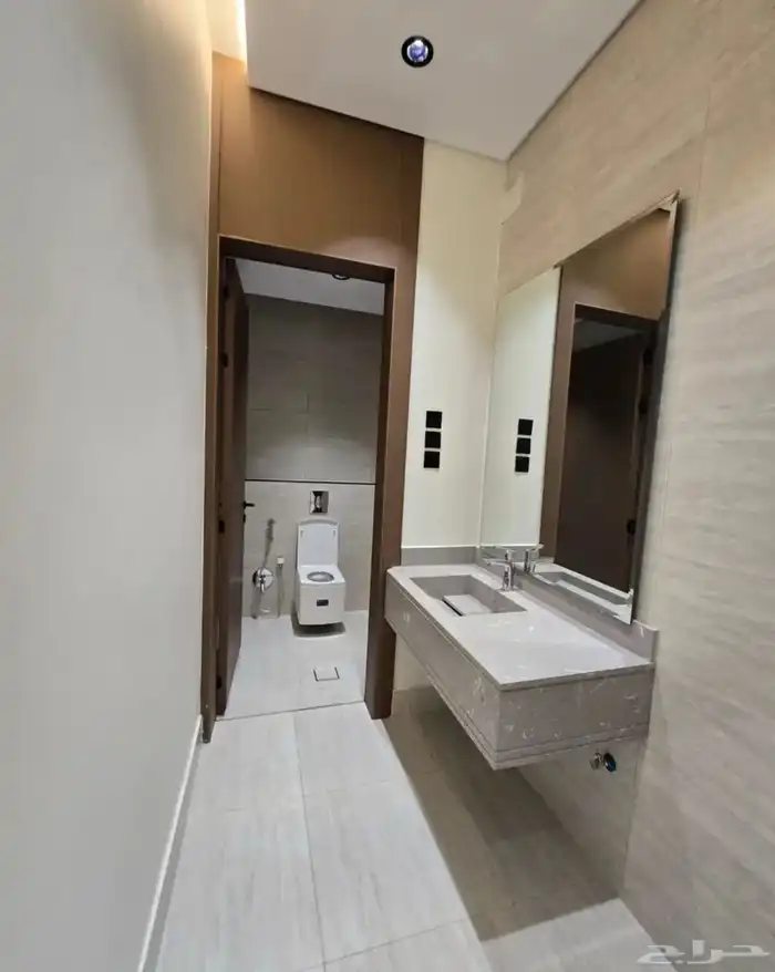 للبيع في ابها شقق فاخره ب 450 الف طريق مرحبا الف 12