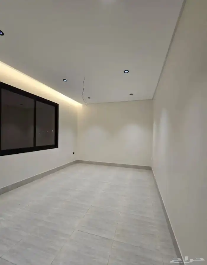 للبيع في ابها شقق فاخره ب 450 الف طريق مرحبا الف 7