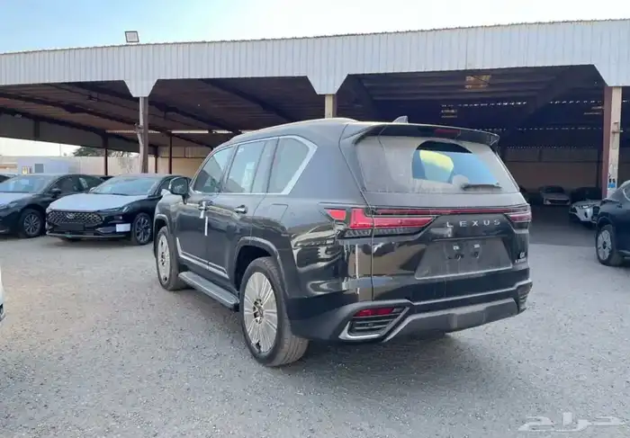 لكزس ال اكس BB 2025 كاش واقساط 3