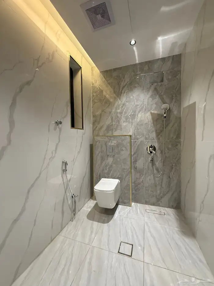 دور للبيع بحي السلام 1